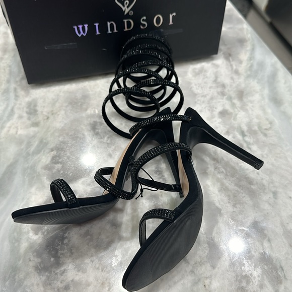 SPECIAL — Windsor rhinestone heels - Picture 4 of 10